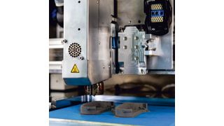 CEM-E2 extruder for the 3D CEM process: Higher building speeds and improved component quality. (AIM3D)