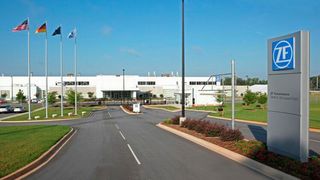 In Gray Court (USA) werden ab 2023 Acht-Gang-Automatikgetriebe für amerikanischen Kunden produziert. (ZF)