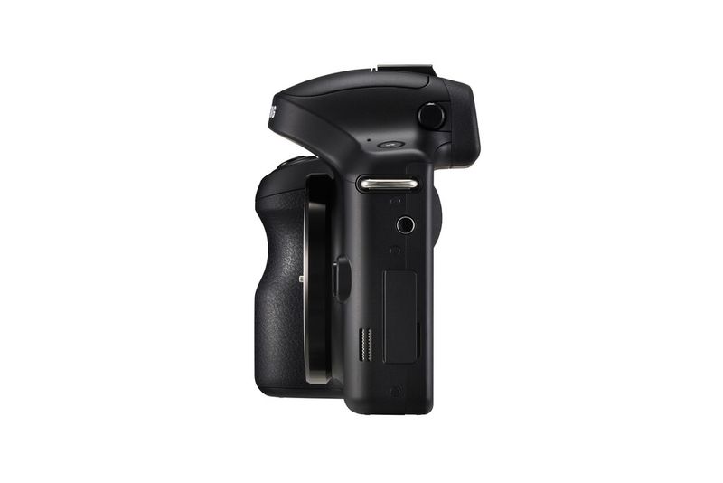 Die Samsung-Galaxy-NX-Kamera misst inklusive vorstehender Teile 13,6 x 10,1 x 3,8 Zentimeter und wiegt 410 Gramm (nur Gehäuse). (Bild: Samsung)