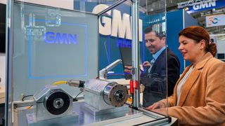 Der Grindinghub-Aussteller GMN zeigte mit dem System IDEA-4X, wie die Schleifspindeltechnik um Datenanbindung und digitale Zustandsbewertungen erweitert werden kann. (Bild: VDW / U. Regenscheit)