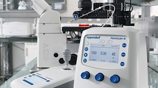 Die neuen elektronischen Mikroinjektoren Femtojet 4i und Femtojet 4x bieten höchste Reproduzierbarkeit und Präzision. (Bild: Eppendorf)