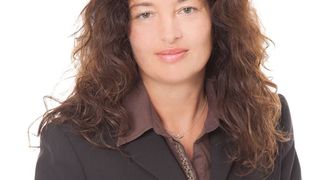 Kristin Rinortner, Redakteurin ELEKTRONIKPRAXIS: „2018 werden erste Denkmaschinen, sogenannte AGIs, in den Fokus der Öffentlichkeit rücken.“ (VBM)