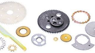 Hier sind einige Beispiele zu sehen, die die Kompetenz der Fritz Schiess AG, bei der Herstellung von präzisen Feinschneidteilen verdeutlichen. Quelle: Fritz Schiess AG (Archiv: Vogel Business Media)