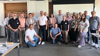 Die Mitglieder des Berufsbildungsausschusses – Vertreter aus den Landesverbänden des Kfz-Gewerbes – trafen sich im Bonner Verbandshaus. (Bild: Doris S. Pfaff -VCG)