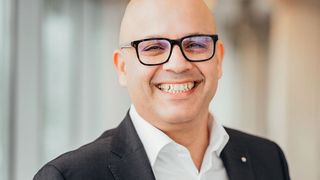 Bora Argac hat bei Hellmann Anfang 2024 die Position des Chief Commercial Officer (CCO) Germany von seinem Vorgänger Kai Hasenpusch übernommen. (Bild: Hellmann Worldwide Logistics)