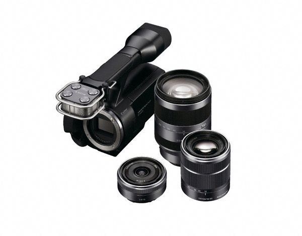 Die Handycam NEX-VG10 von Sony ist der erste HD-Flash-Camcorder mit Wechselobjektiven für den Consumer-Bereich. Herzstück ist auch hier der 14,2-Megapixel-APS-C-Sensor. (Archiv: Vogel Business Media)