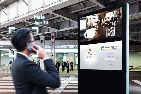 Digital Signage wird intelligent. Mit Sensoren und Analytics reagieren Displays in Zukunft auf ihre Betrachter und stellen passende Inhalte dar.(Bild:  zapp2photo - stock.adobe.com)