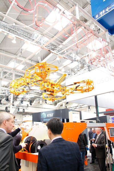 Bis zum 29. April können sich Besucher der Hannover Messe 2016 über die Entwicklungen der integrierten Industrie informieren. Zu der Industriemesse haben sich mehr als 5200 Aussteller aus 75 Ländern angemeldet. (Bild: konstruktionspraxis)