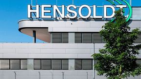 Am Riff vorbei! Hensoldt hätte für das von der Bundesregierung beendete Fregattenprogramm F126 Radarsysteme liefern sollen. Das fällt nun ja flach. Wie es nach ersten Prüfungen aussieht, wird das Geschäft von Hensoldt aber wohl nicht allzusehr in Mitleidenschaft gezogen ... (Bild: Hensoldt)