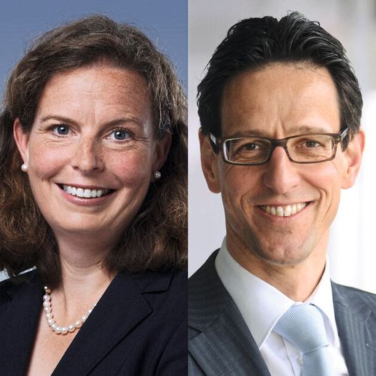 Ulrike Mönnich übernimmt künftig den Posten von Joachim Ersing – und umgekehrt.(Bild:  Daimler)