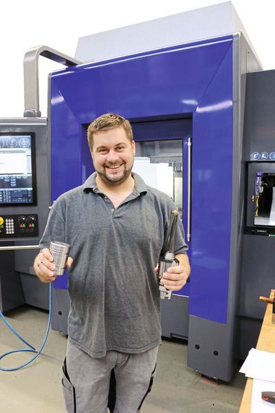 David Stankalla: «Geht rein wie Butter» (6xD, Durchmesser 30 mm), und zwar ohne, dass die Maschine vibriert.  (Mikron)