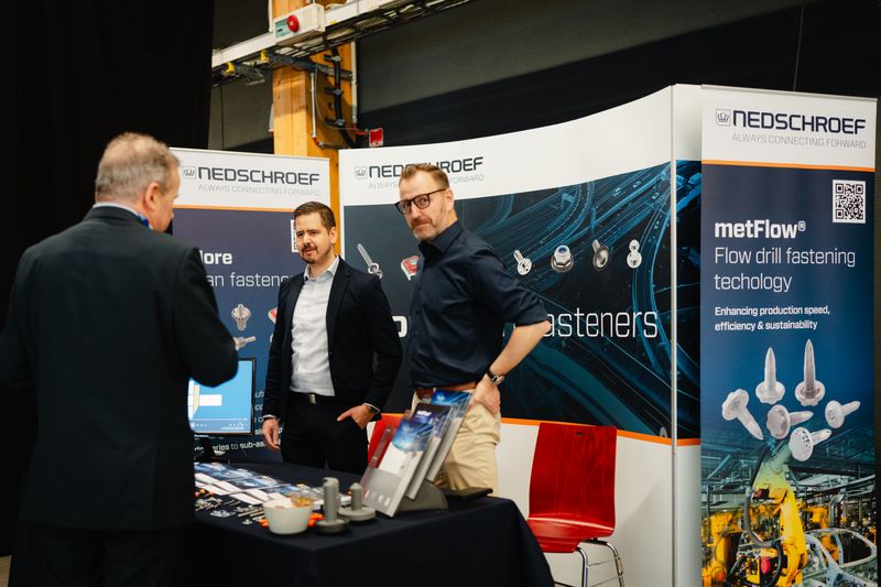 Fachgespräche sind das, was die Regionalmesse Schraubtec ausmachen. (Bild: tinografiert)