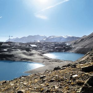 Beispiel Pumpspeicherwerk - die Füllstandmesstechnik gibt Raum für alternative Energiekonzepte.