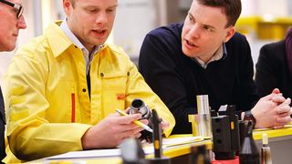 Unternehmen, die Sandvik Coromants Services nutzen, können ihre Effizienz, ihre Profitabilität und ihr Wissen im Bereich Metallzerspanung derart verbessern, dass sie pro Tag eine Arbeitsstunde mehr zur Verfügung haben. Im Jahr summiert sich das auf 15 Tage. (Bild: Sandvik)