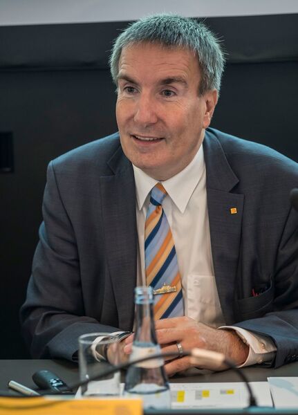 Thomas Bürkle, Präsident Fachverband Elektro- und Informationstechnik Baden-Württemberg, auf der Fachpressekonferenz zur Eltefa 2017. (Messe Stuttgart)