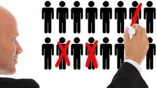 Auch Microsoft setzt den Rotstift an und entlässt fünf Prozent der Belegschaft. (Bild:  © Kaesler Media - stock.adobe.com)