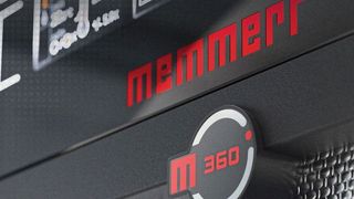 Die neue Memmert-Marke für Sonderanfertigungen der Temperiertechnik: m360 (Bild: Memmert)