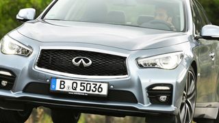 Mit der Infiniti-Mittelklasselimousine gibt es Probleme. (Infiniti)