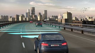 Solange Assistenzsysteme keine Verkehrsregeln brechen, müssen Fahrer etwaige Kinderkrankheiten der Technik hinnehmen. (Bild: Bosch)
