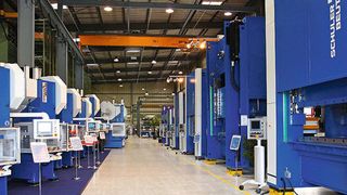 Die Beutler Nova AG liefert C-Gestell-Pressen und Stanzautomaten in die unterschiedlichsten Branchen. (Bild: Beutler Nova)