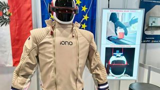 Das Linzer Start-up Iono Robotics stellte „Workmate“ vor. (Bild: APA/Christoph Schlemmer )