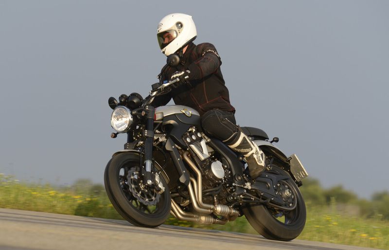 Die Horex VR6 Roadster ist mittlerweile unterwegs. (Bild: Horex)