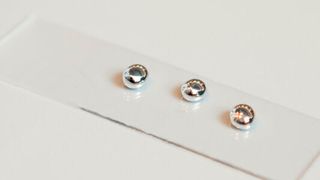 Scientists from Itmo University have suggested an alternative method for the production of metal nanocapsules. (Itmo University)