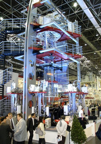 ...and the ideal business and contact platform for inspirational ideas and forward-looking decisions. (Picture: K-Online/Messe Duesseldorf)