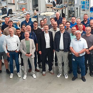 BDG und EP Ehrler sehen in der Transaktion starke Chancen für die gemeinsame Weiterentwicklung. (Bild: BDG Testing und Automation)