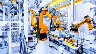 Bis 2022 werden weltweit voraussichtlich etwa 4 Mio. Industrieroboter in den Fabriken im Einsatz sein. (©Nataliya Hora - stock.adobe.com)