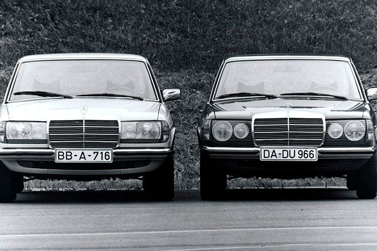 Links ein Benziner, rechts ein Diesel mit Doppelscheinwerfern. (Foto: Daimler)