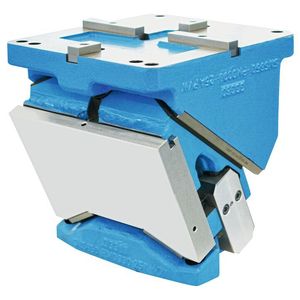 Im Fokus des Messeauftritts steht die standardisierte und patentierte Normschieber-Reihe Power Max für den Großwerkzeugbau.