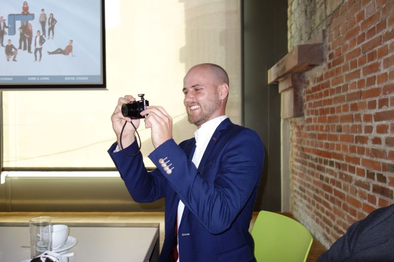 Fabian Zellmer, dexxIT, scheint den selben Kamera-Geschmack wie ich zu haben. (Bild: IT-BUSINESS)