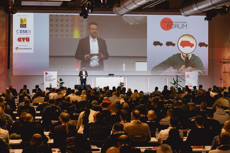 Neuer Teilnehmerrekord: Das Kfz-Sachverständigen Forum hat auch 2026 bewiesen, dass es ein Pflichttermin ist. (Bild:  Stefan Bausewein)