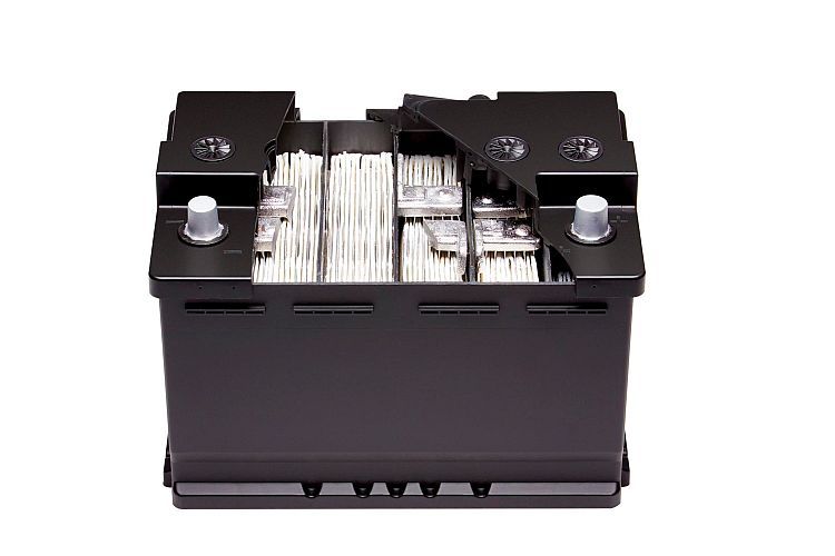 Moderne Fahrzeuge sind vielfach mit AGM-Batterien ausgestattet.  (Foto: Johnson Controls)