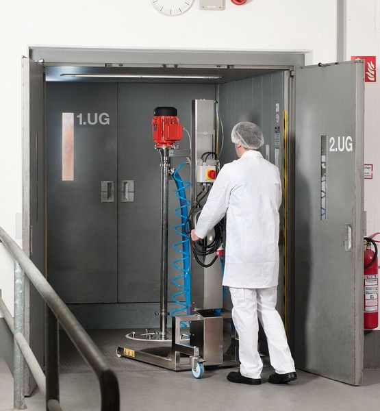 Das handliche Gerät passt in jeden Lastenaufzug. (Bild: Flux)