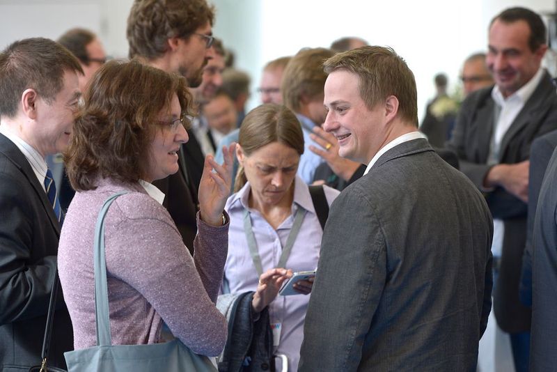 Eindrücke von der Werkstoffwoche Dresden 2015. (Bild: Werkstoffwoche Dresden)