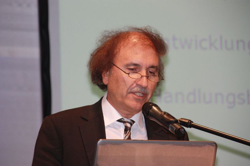 „Energieeinsparung ist in allen Bereichen möglich, aber das System ist das entscheidende“, so Prof. Wilfried Hofmann, TU Dresden.  (Bild: Itasse)