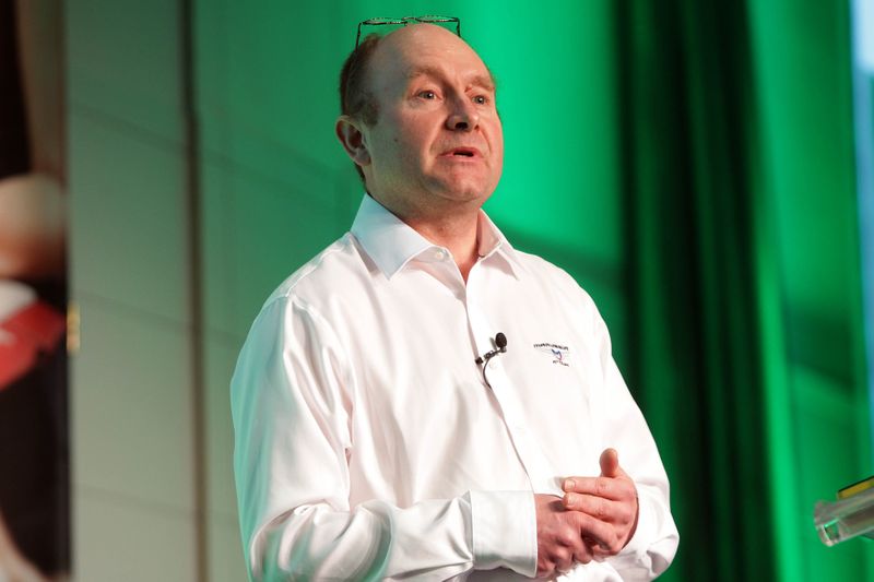 4.500 Teile hat ein Formel-1-Wagen. Davon war Kevin Lee, Operations Director bei Marussia, überzeugt, bis er Sage ERP X3 implementierte und herausfand, dass es über 9.000 sind. (Sage)