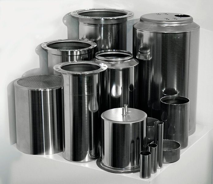 Zylindrische Blechformteile (Bild: awab)