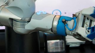 Auf den Fachforen des VDMA geht es unter anderem um digitale Zwillinge, künstliche Intelligenz und Blockchain. (Deutsche Messe)