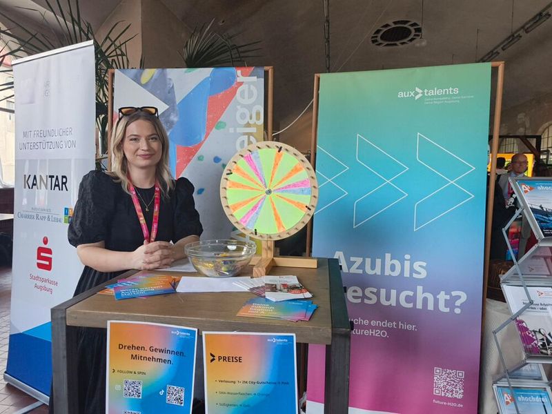 Im Messebereich gab es auch eine Kleinigkeit zu gewinnen...  (Bild: © Serina Sonsalla)