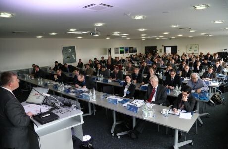 Über 100 Teilnehmer besuchten den zweitägigen Event in Hausen nähe Stuttgart. (Schunk)