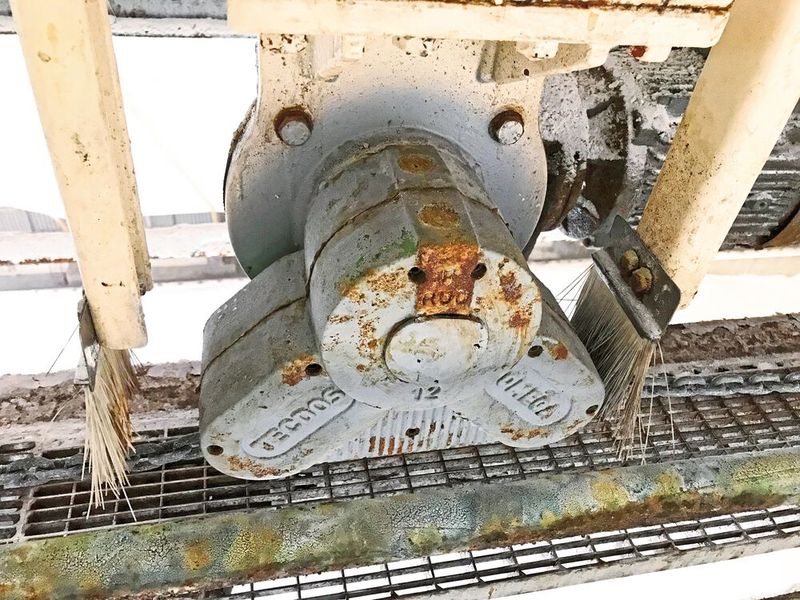 Trotzt dem Salz: Das Antriebssystem bestehend aus Antrieb und Rundstahlkette ist besonders robust gegen aggressive Medien und Witterungsbedingungen. (Bild: K + S)