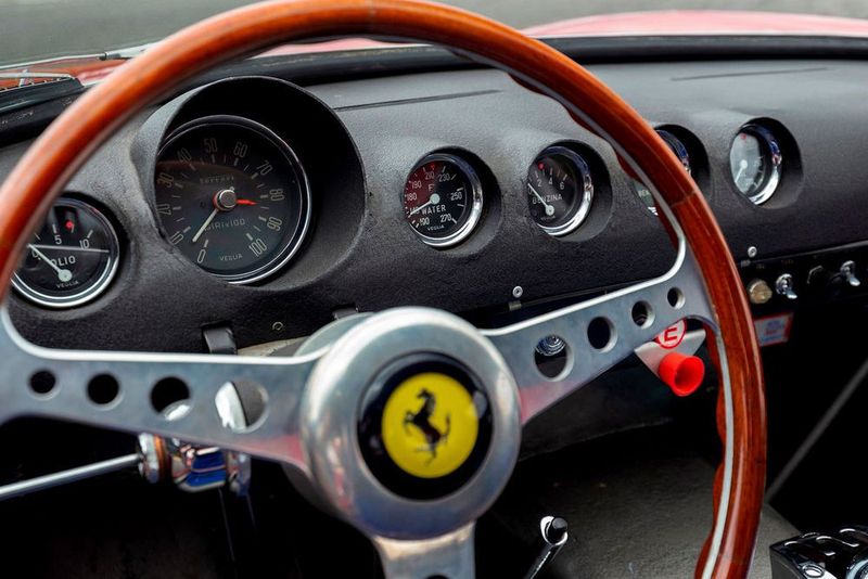 Fertiggestellt wurde das Auto im April 1962. (RM Sotheby's)