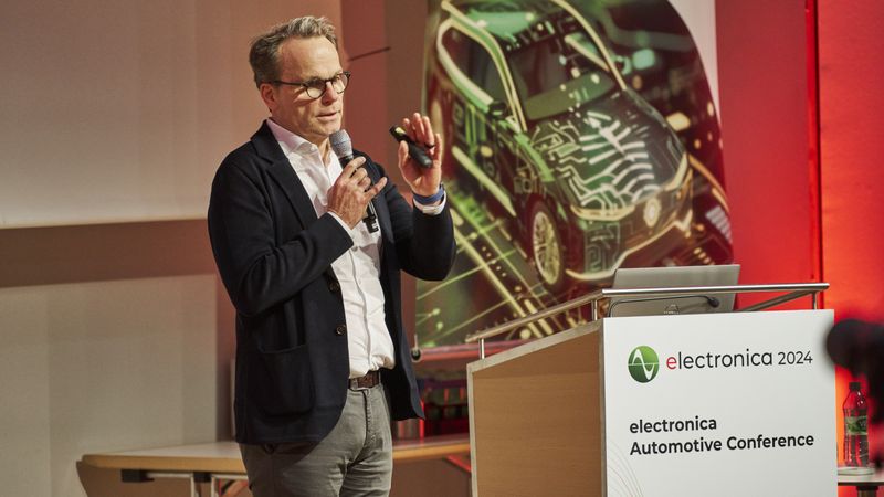 Die Co-Location zwischen der Electronica Automotive Conference und der IAA Mobility soll für einen branchenübergreifenden Expertenaustausch sorgen. (Bild:  Messe München GmbH)