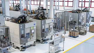Der moderne und hochautomatisierter Maschinenpark von MR Components. Das Unternehmen investiert kontinuierlich in die neuesten Technologien, um den Kunden die bestmögliche Qualität zu bieten. (Bild: Emag)
