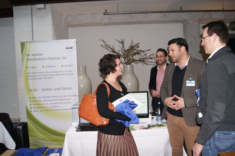 ALSO (vertreten durch Oktay Cayirogly und Erdem Üstün) nutze die Zeit für interessante Gespräche. (Akademie)