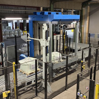 Mit Pay-per-Use finanzierte RHI Magnesita die Modernisierung seiner Materialfluss- und Absacklinie an einem österreichischen Produktionsstandort. (Bild: Linxfour)