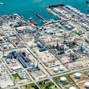 Derzeit lizenziert Ineos die Cativa-Essigsäuretechnologie an Eastman Chemical Texas City für die Produktion von Essigsäure am Standort.(Bild:  Ineos)